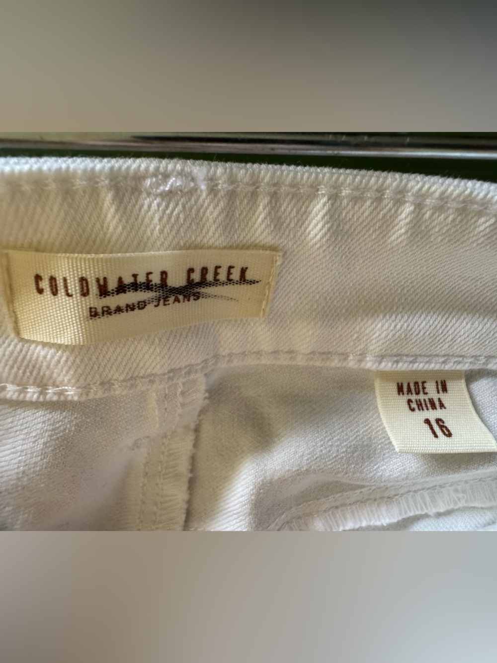 Coldwater creek Classic White denim Straight- Leg Jeans - Picture 3 of 3